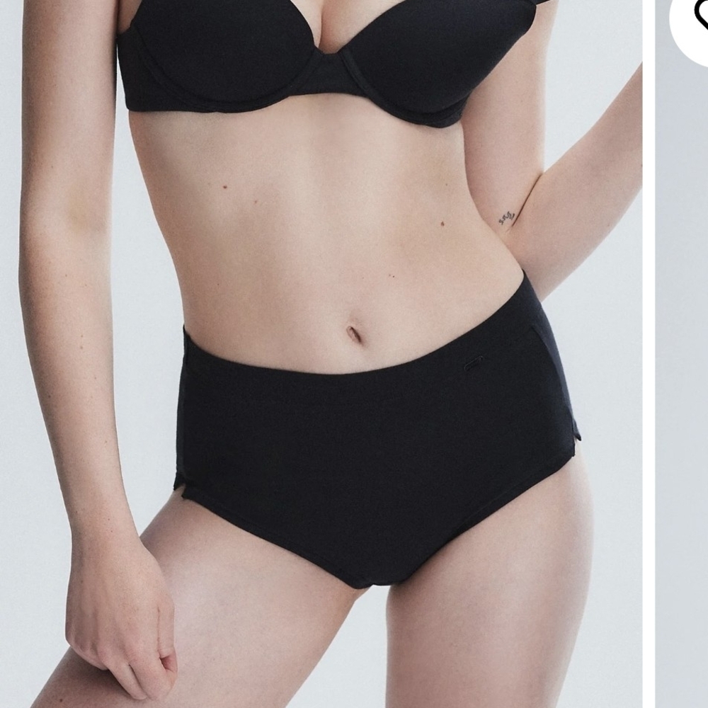Savage X Fenty Black Panties